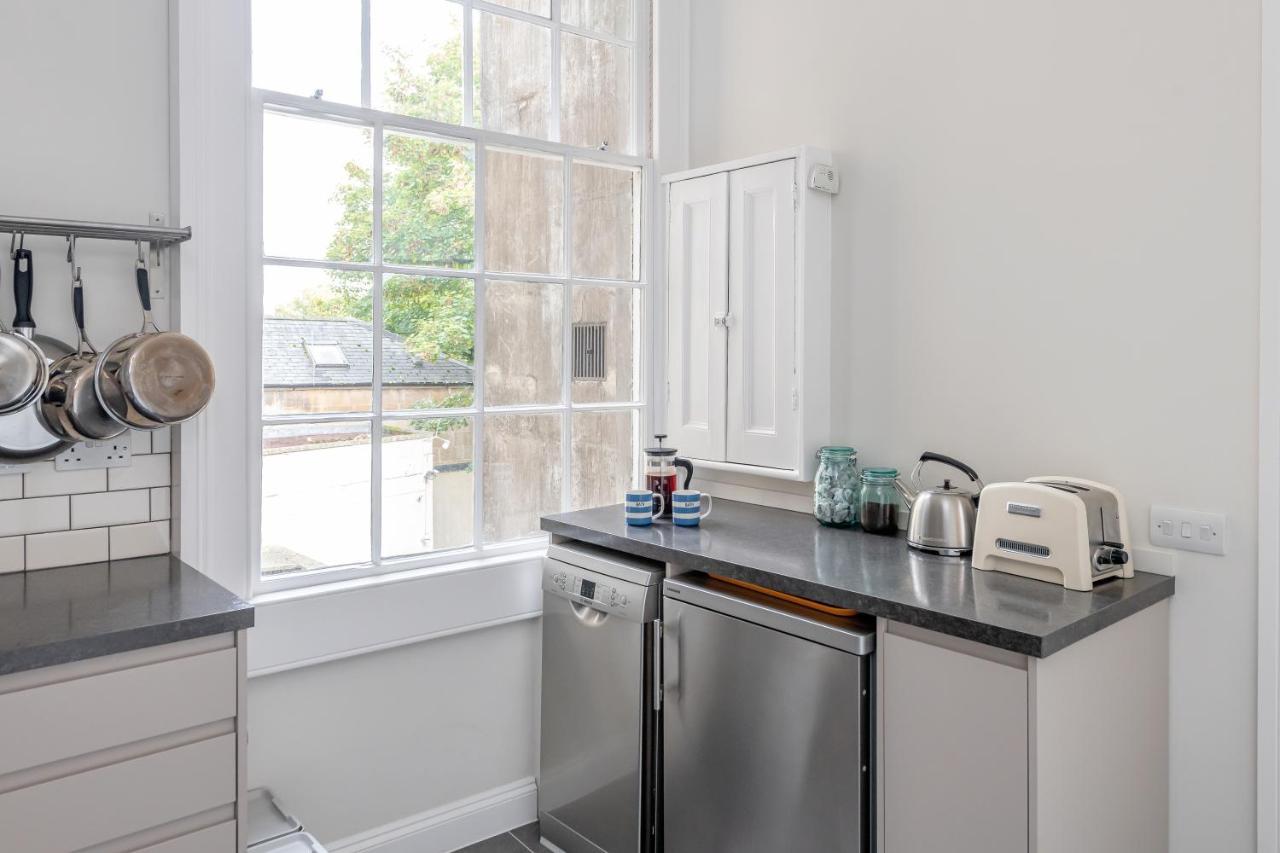 Spacious Maisonette With Parking - 10 Mins Walk From Bath Abbey - 2 Bed & 2 Bath Dış mekan fotoğraf